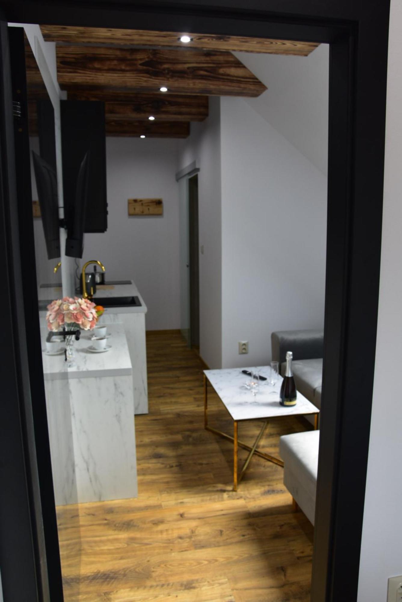 Apartmany Zakovce & Spa Vel'ka Lomnica Esterno foto